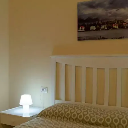 In Playa De Las Americas2 *