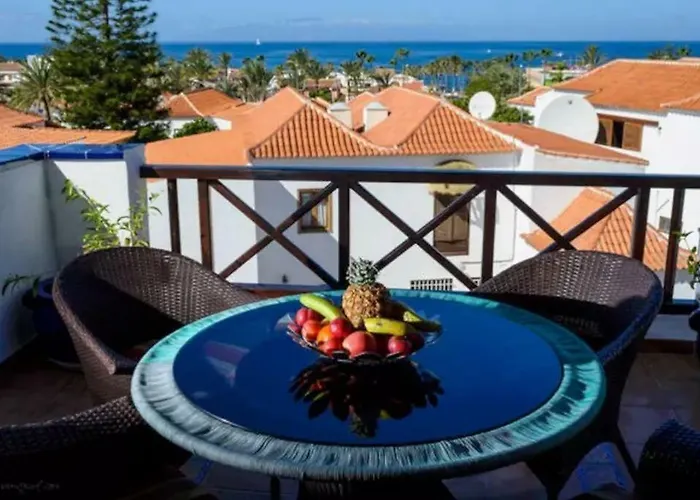 In Playa De Las Americas2 *